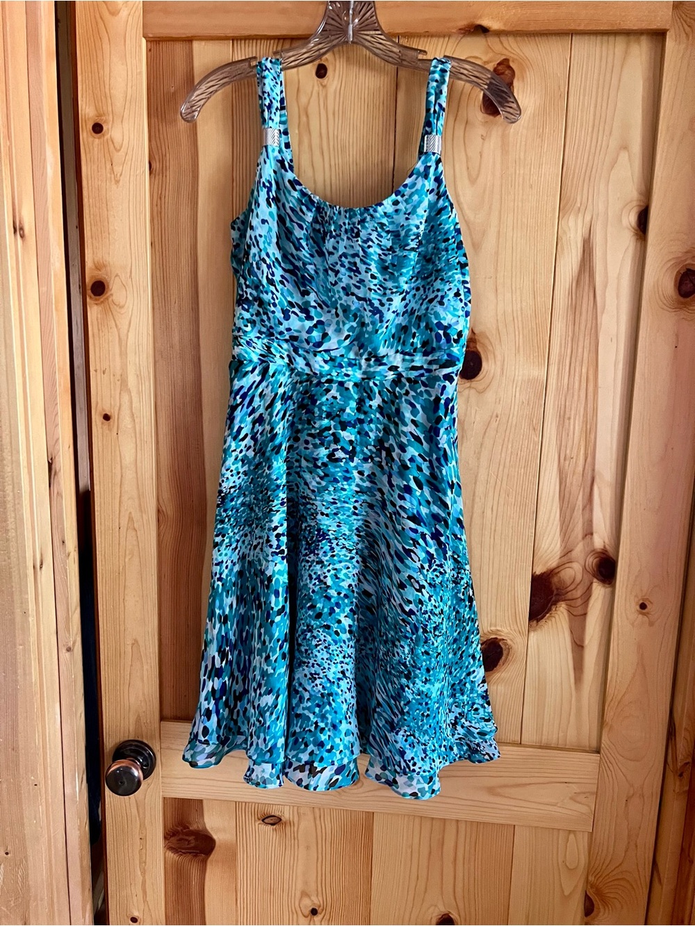 White House Black Market Teal & Blue Print Midi Dress